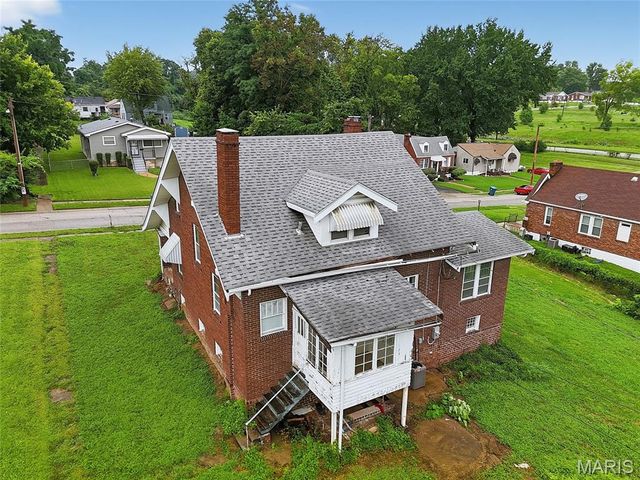 3734 Salome Avenue, St Louis, MO 63121