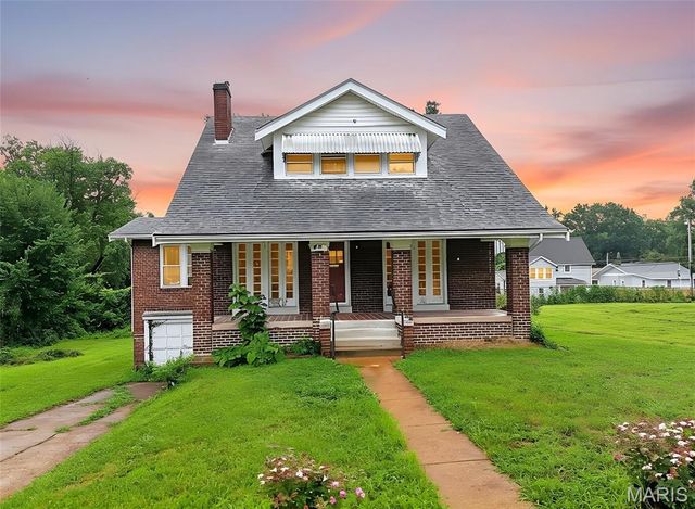 3734 Salome Avenue, St Louis, MO 63121