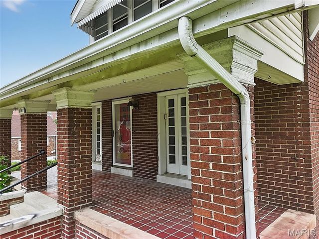 3734 Salome Avenue, St Louis, MO 63121