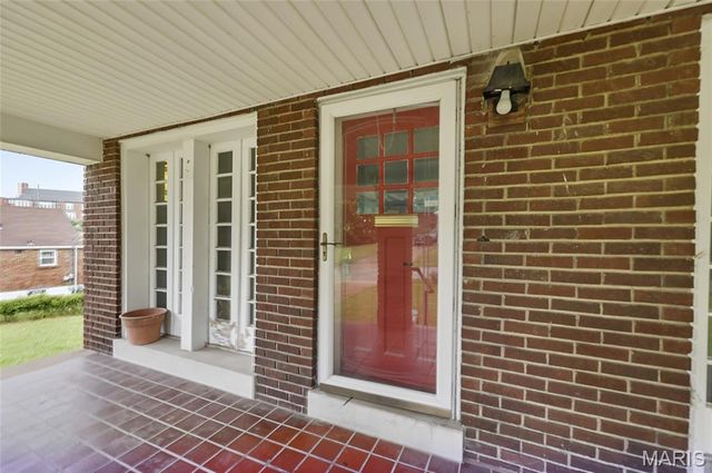 3734 Salome Avenue, St Louis, MO 63121