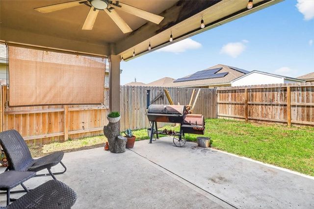 7718 Lariat Toss Dr, Corpus Christi, TX 78414