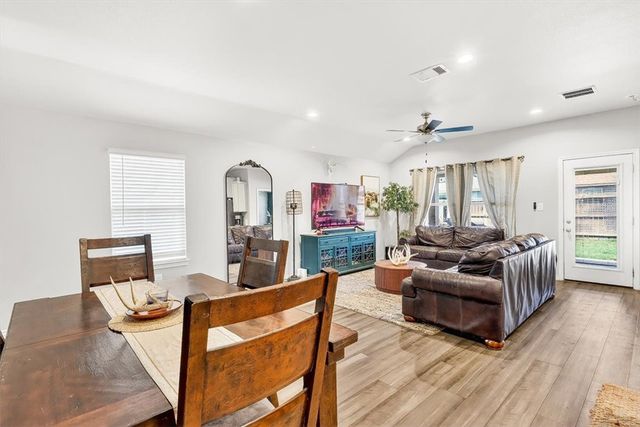 7718 Lariat Toss Dr, Corpus Christi, TX 78414