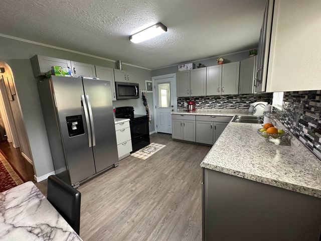 1470 ROCKY RIDGE Road, Enoree, SC 29335