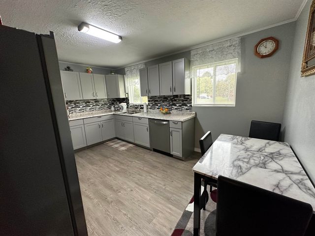 1470 ROCKY RIDGE Road, Enoree, SC 29335