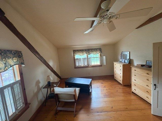 96 Summer St, Kingston, MA 02364