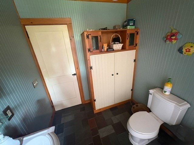 96 Summer St, Kingston, MA 02364