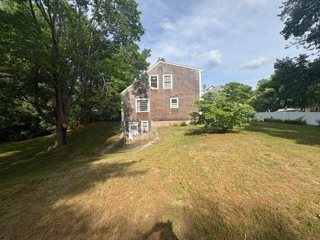96 Summer St, Kingston, MA 02364