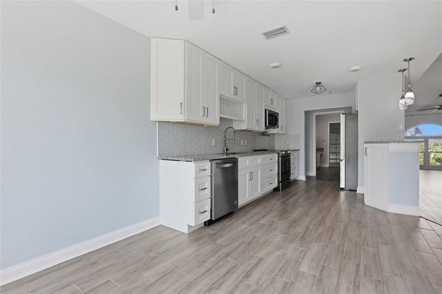 5207 86TH STREET COURT W, Bradenton, FL 34210