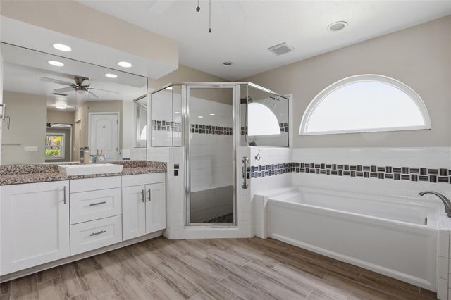 5207 86TH STREET COURT W, Bradenton, FL 34210