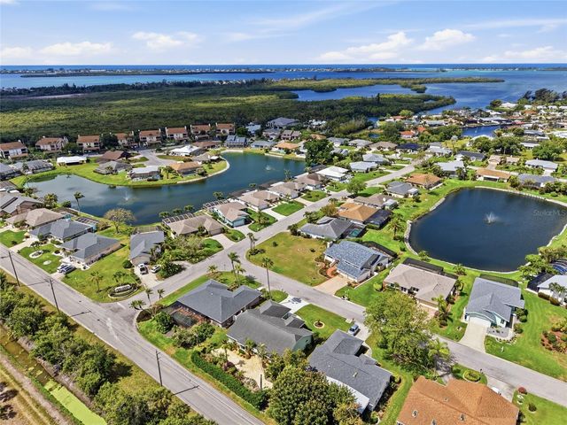 5207 86TH STREET COURT W, Bradenton, FL 34210