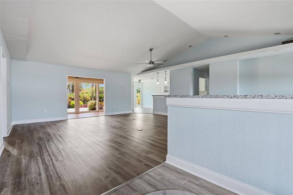 5207 86TH STREET COURT W, BRADENTON, FL 34210 — photo 5
