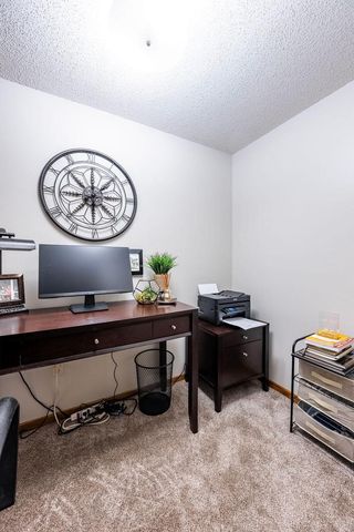 1317 Oak AVENUE N, Onalaska, WI 54650