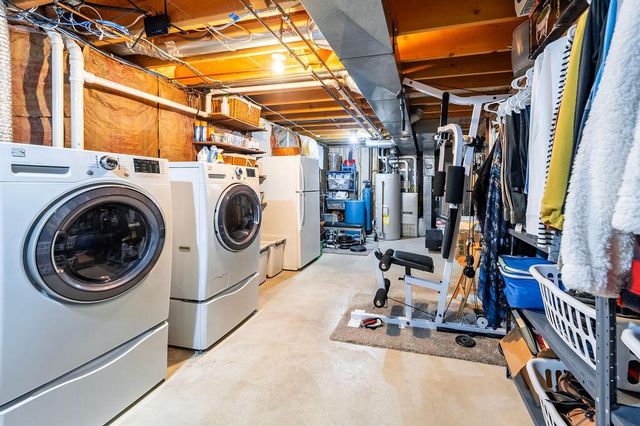 1317 Oak AVENUE N, Onalaska, WI 54650