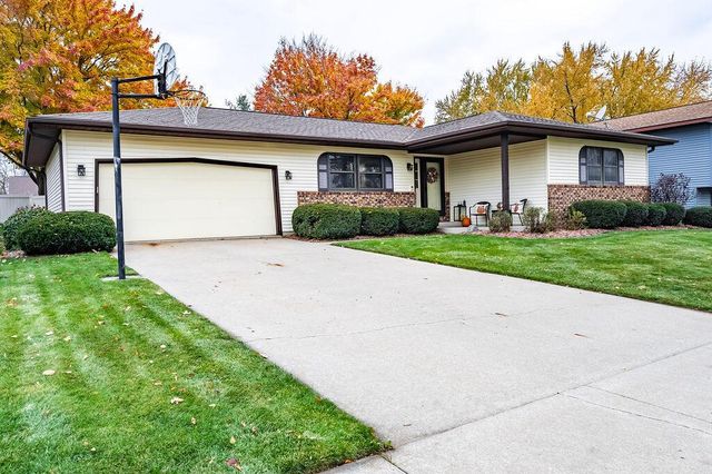 1317 Oak AVENUE N, Onalaska, WI 54650