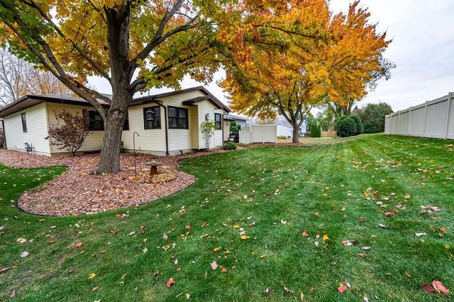 1317 Oak AVENUE N, Onalaska, WI 54650