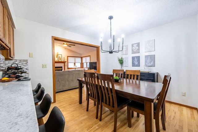 1317 Oak AVENUE N, Onalaska, WI 54650