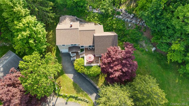 1839 Allan Court, Yorktown Heights, NY 10598