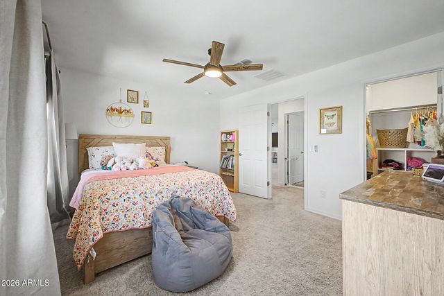 3295 E REBEL Lane, San Tan Valley, AZ 85143