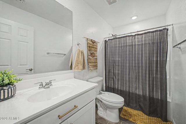 3295 E REBEL Lane, San Tan Valley, AZ 85143