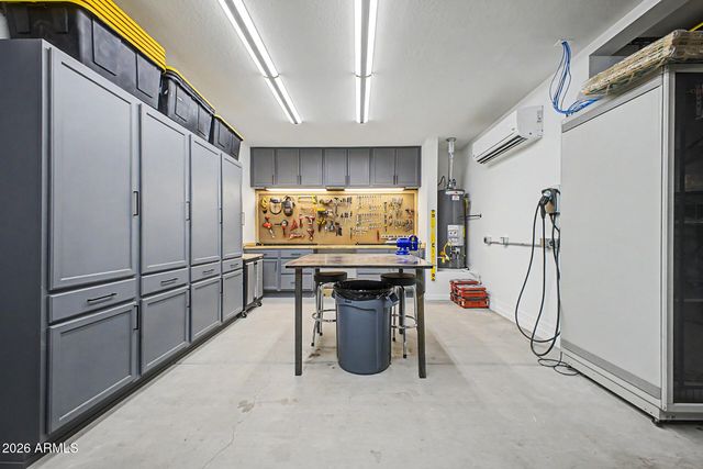3295 E REBEL Lane, San Tan Valley, AZ 85143