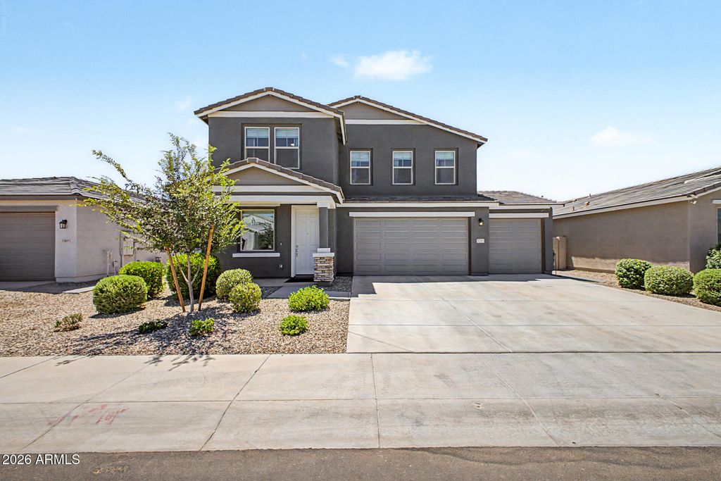 3295 E REBEL Lane, San Tan Valley, AZ 85143