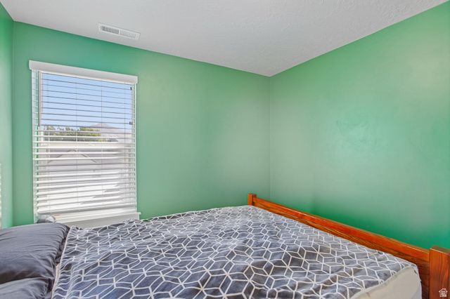 87 N MAPLE BEND DR, Spanish Fork, UT 84660