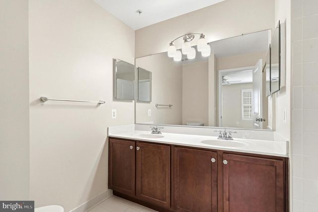 27 STEEPLECHASE DR, La Plata, MD 20646