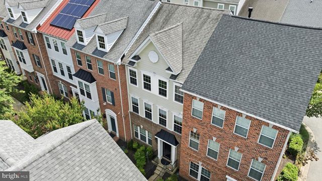 27 STEEPLECHASE DR, La Plata, MD 20646