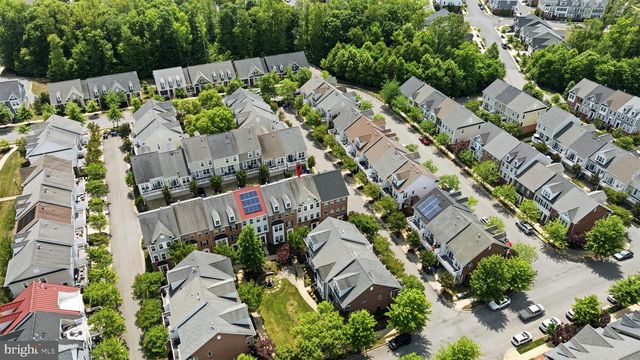 27 STEEPLECHASE DR, La Plata, MD 20646