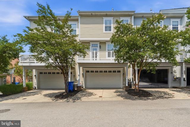 27 STEEPLECHASE DR, La Plata, MD 20646