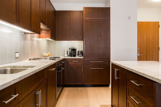 580 Washington St 812, Boston, MA 02111