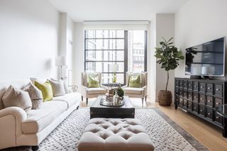 580 Washington St 812, Boston, MA 02111