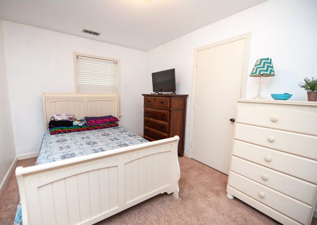 1470 Dover Road, Spartanburg, SC 29301