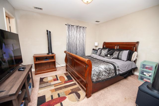 1470 Dover Road, Spartanburg, SC 29301