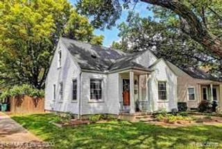 579 E Baker Avenue, Clawson, MI 48017