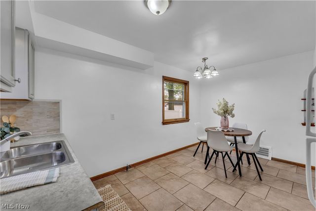2303 Tuxedo Avenue, Parma, OH 44134