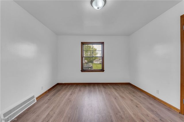 2303 Tuxedo Avenue, Parma, OH 44134