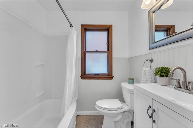 2303 Tuxedo Avenue, Parma, OH 44134