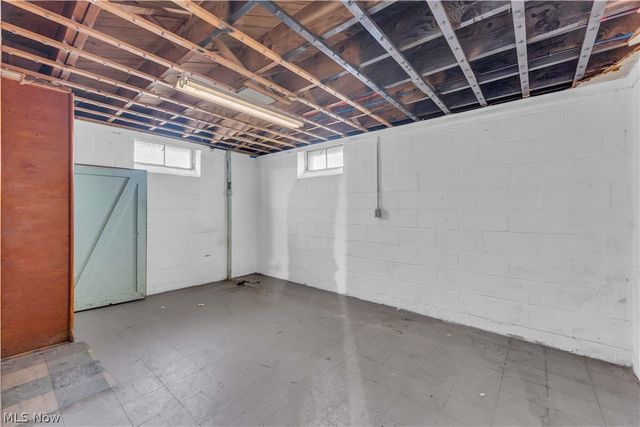 2303 Tuxedo Avenue, Parma, OH 44134