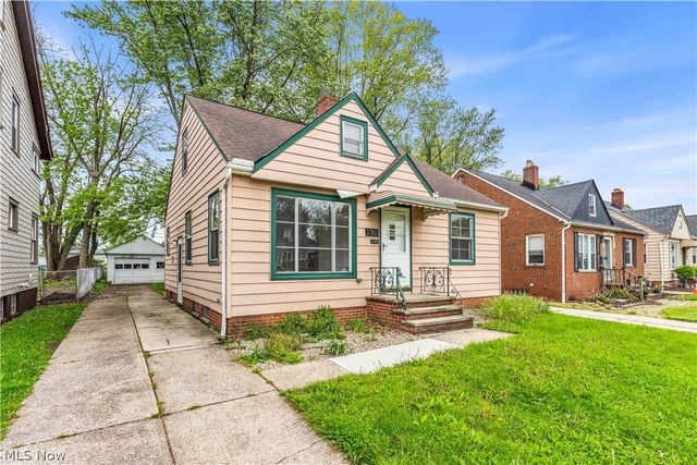 2303 Tuxedo Avenue, Parma, OH 44134