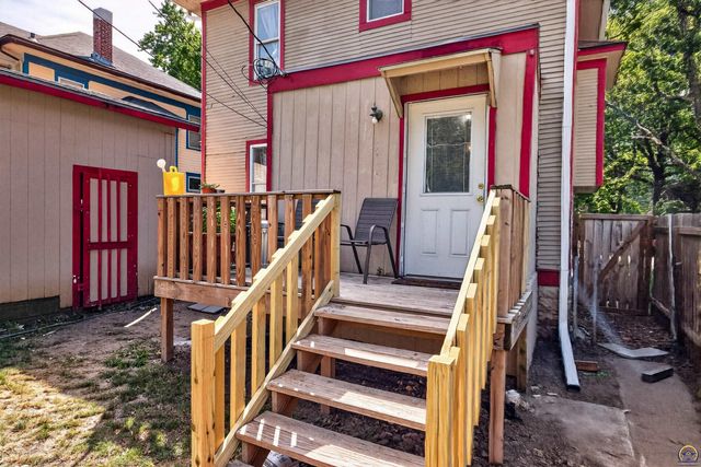 1228 SW Garfield AVE, Topeka, KS 66604