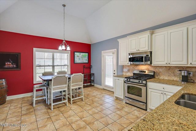 1004 Abundance Place, Flowood, MS 39232