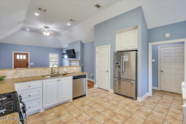 1004 Abundance Place, Flowood, MS 39232