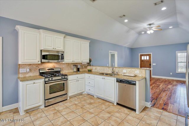 1004 Abundance Place, Flowood, MS 39232