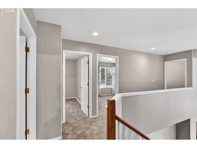 33985 Se DAVONA Dr, Scappoose, OR 97056