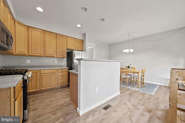 15330 BRONCO WAY, Woodbridge, VA 22193