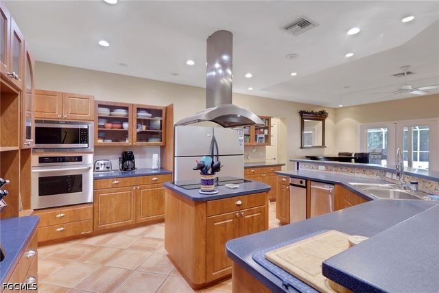 1357 Osceola DR, Fort Myers, FL 33901