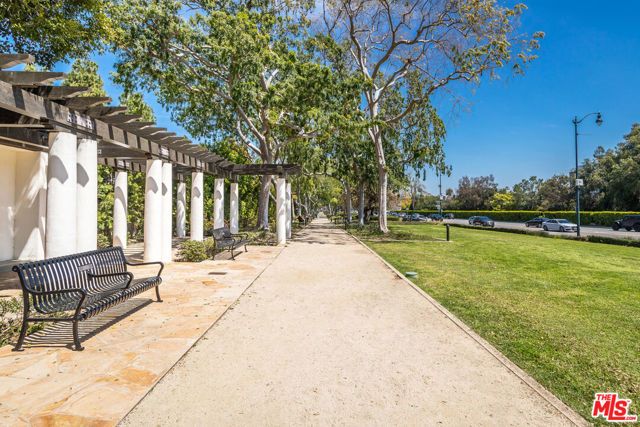 604 N Alta Drive, Beverly Hills, CA 90210