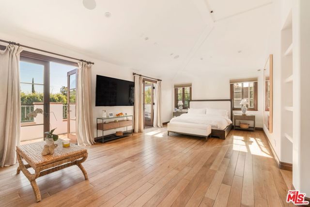 604 N Alta Drive, Beverly Hills, CA 90210