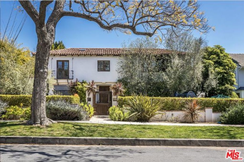 604 N Alta Drive, Beverly Hills, CA 90210